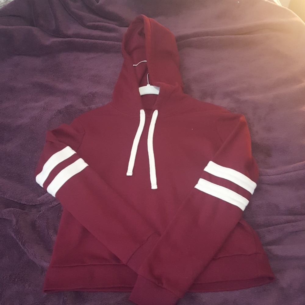 Forever 21 Crop sweatshirt size small